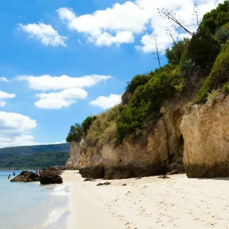 Casa Do Poeta * Setubal