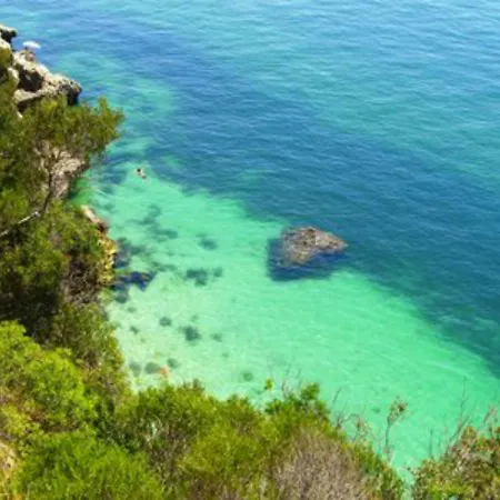 Casa Do Poeta セトゥーバル